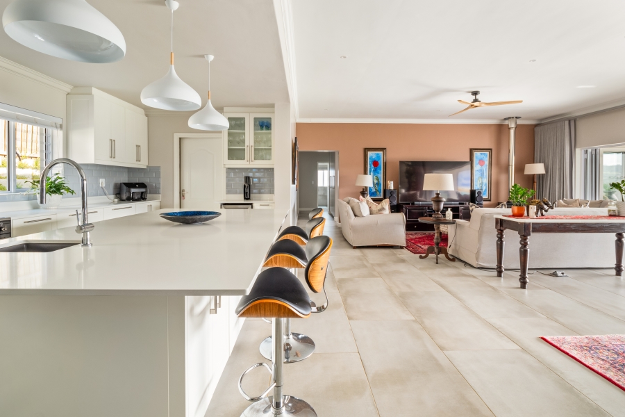 4 Bedroom Property for Sale in Knysna Heights Western Cape